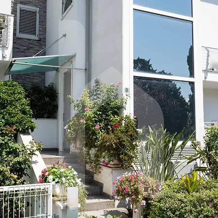 Homiday - Residence Mykonos Pineto Exterior photo